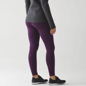 Lululemon flow and go tight